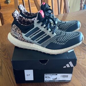 RARE..New W/O Tags Women’s Adidas Ultraboost 1.0 Leopard-Core Black-Size 9.5